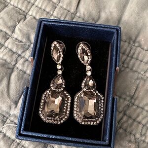 Elegant Silver Crystal Drop Earrings